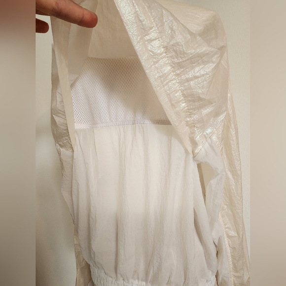 ALALA lightweight jacket windbreaker running jacket luxury like Lululemon - Picture 9 of 15